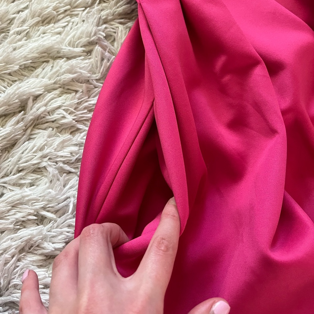 Pink dress - Picture 8 of 8